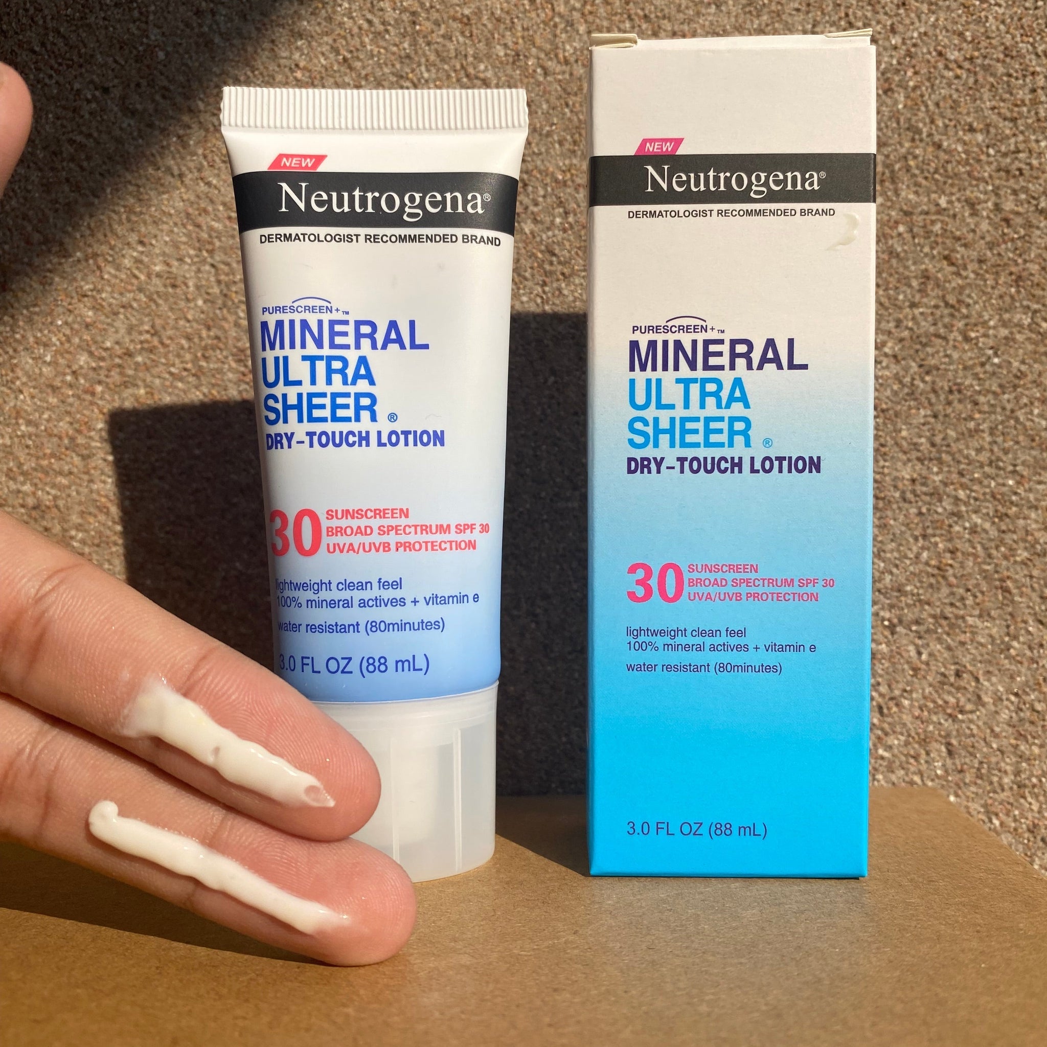 Neutrogena Mineral Ultra Sheer Dry Touch Lotion sunscreen spf 30 - Classy Touch Pk
